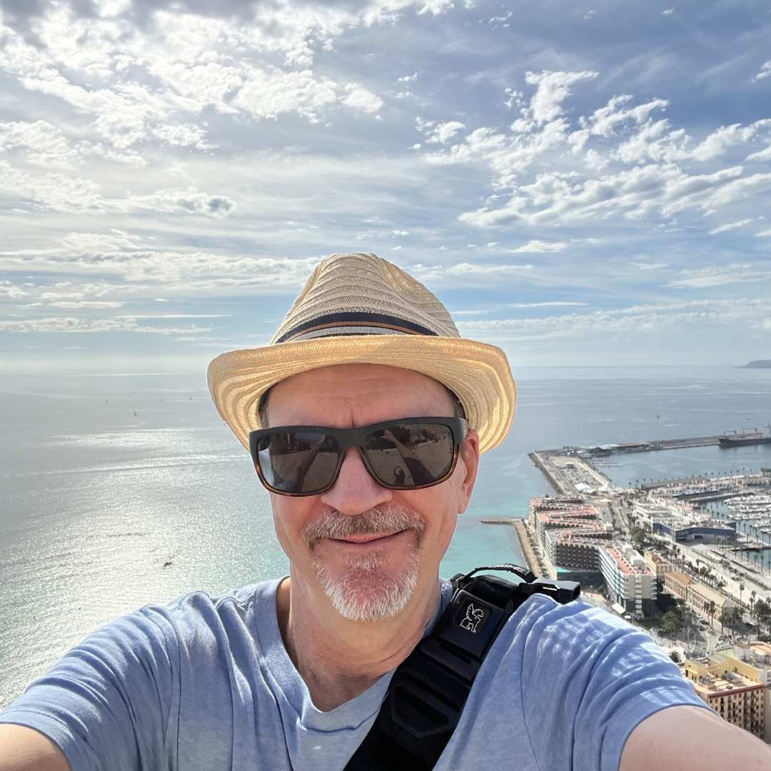 Dr. Chris Swearingen